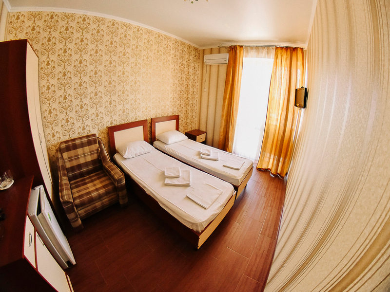 "Илиос" гостиница в Витязево