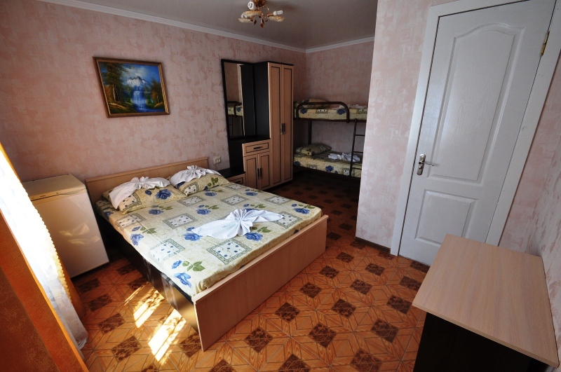 "Тихий уголок" гостевой дом в Витязево